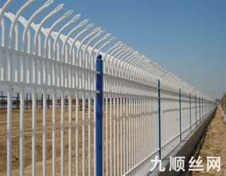 鋅鋼護(hù)欄3.jpg 鋅鋼護(hù)欄3.jpg