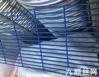 防攀爬網.jpg 防攀爬網.jpg