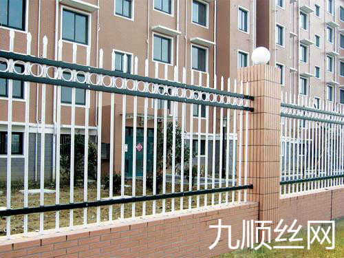 小區(qū)護欄網(wǎng)1.jpg 小區(qū)護欄網(wǎng)1.jpg