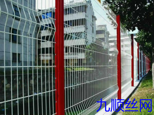 小區(qū)護欄網(wǎng)4.jpg 小區(qū)護欄網(wǎng)4.jpg